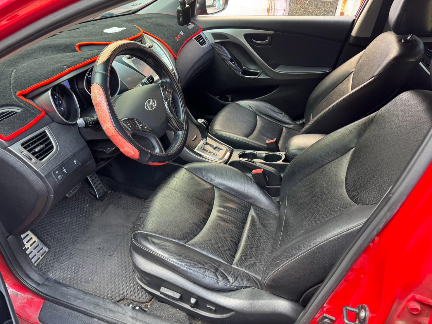 2013 ELANTRA 1.8  第6張相片