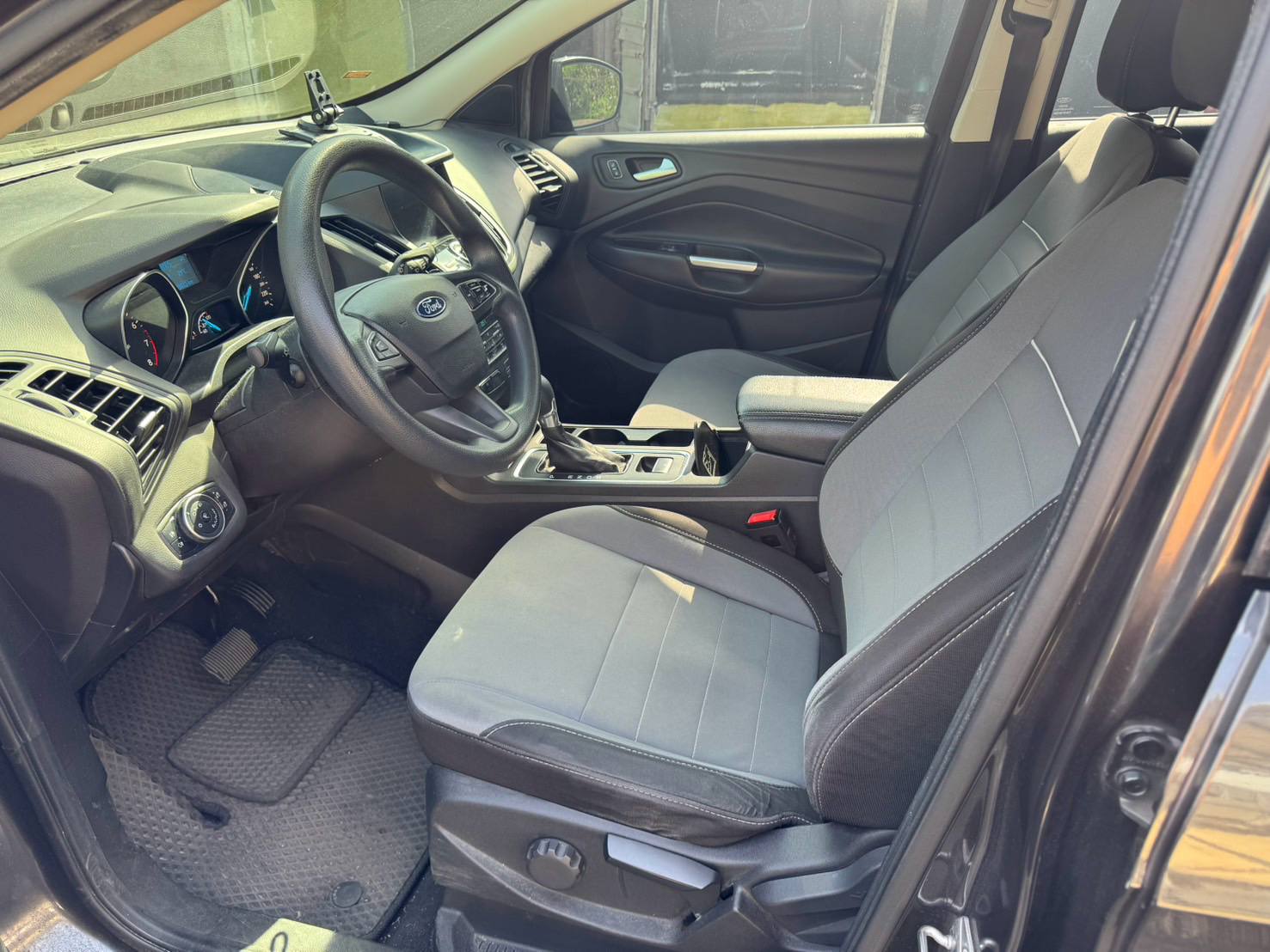 2017 KUGA 1.5  第6張相片