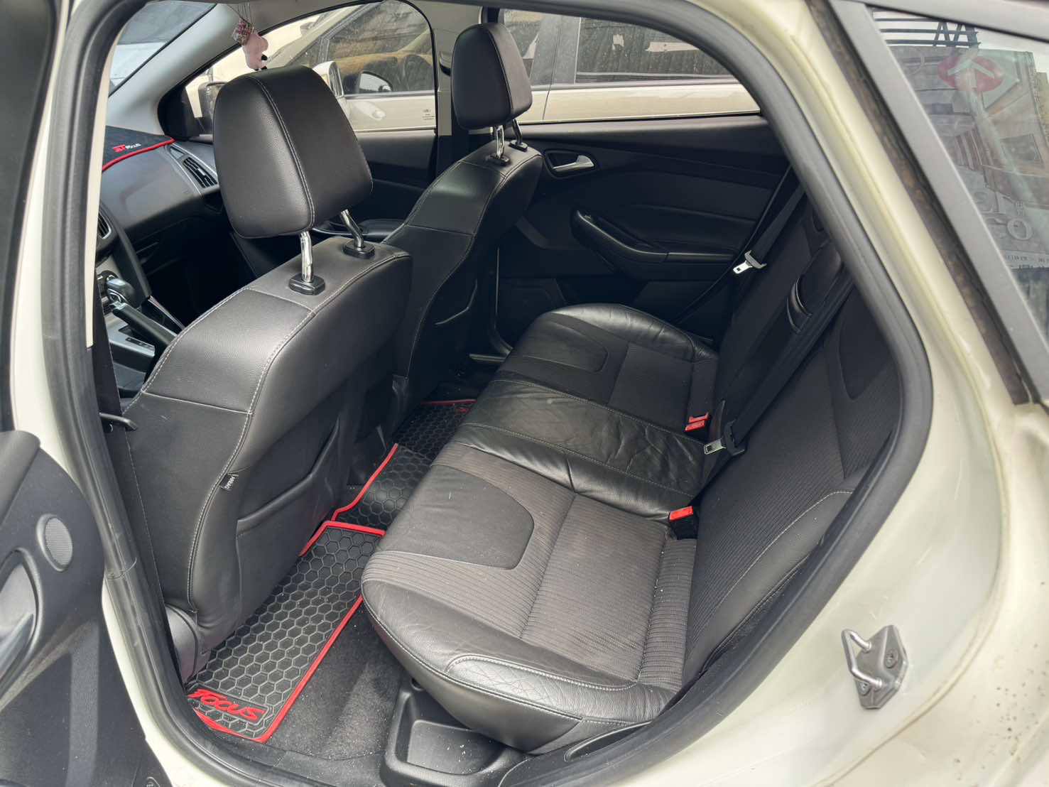 2014 FOCUS 2.0S  第7張相片