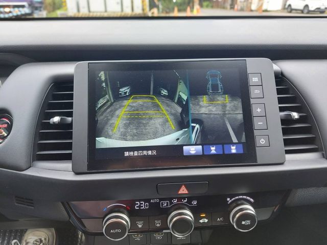 原廠試乘車~里程260公里~配件約9萬~超值!!!  第14張相片