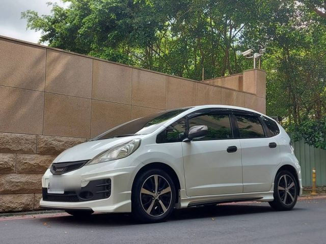 優質代步車~里程10萬跑少~免頭款 輕鬆月付!!!  第1張相片