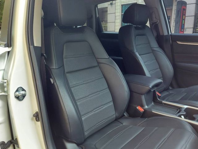 VTI-S 里程4萬3~都在原廠保養~ACC 定速 導航 電尾...~實車在店  第11張相片