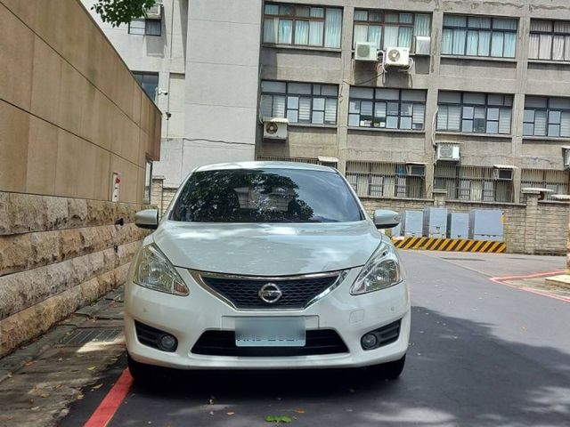 優質代步車~原鈑件  大空間~可全貸!!!  第2張相片