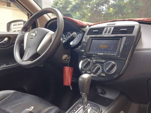 優質代步車~原鈑件  大空間~可全貸!!!  第5張相片