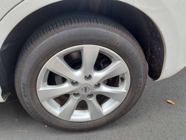 優質代步車~原鈑件  大空間~可全貸!!!  第13張相片