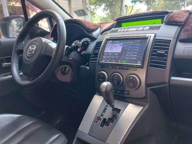 女用一手車~影音旗艦型~雙電滑門 天窗~原鈑件~車況佳!!!  第6張相片