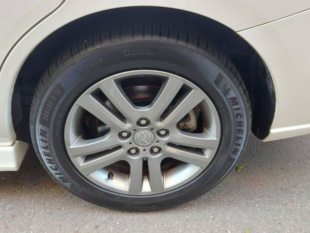 女用一手車~影音旗艦型~雙電滑門 天窗~原鈑件~車況佳!!!  第17張相片