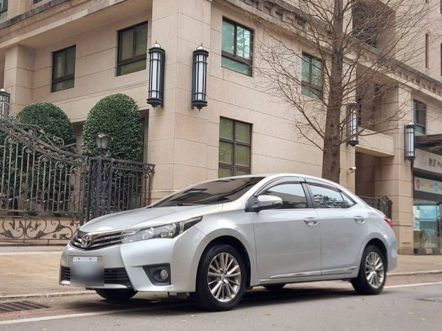 國民好車~里程少跑12萬~定速 恆溫 導航影音~實車在店!!!  第1張相片