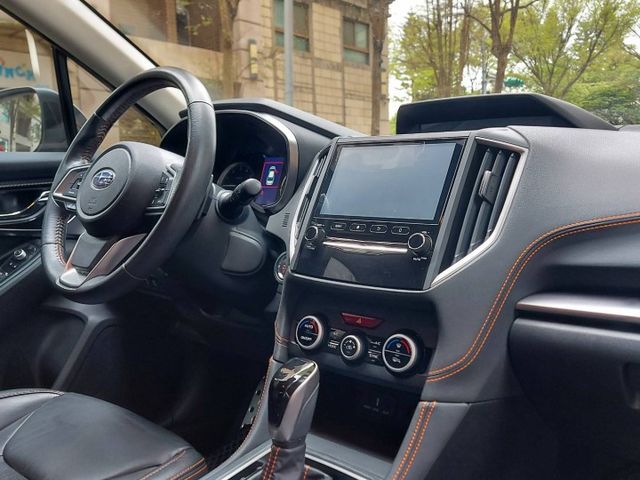 i-S ES版本~里程7萬少跑~原鈑件 天窗 盲點 電動椅...~實車在店  第5張相片