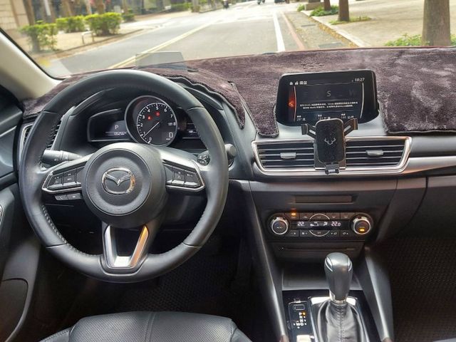 女用一手車~旗艦型 原鈑件~都在原廠保養!!!  第5張相片