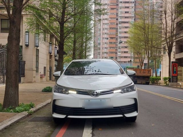 女用一手車~里程少跑~好開省油!!!  第2張相片