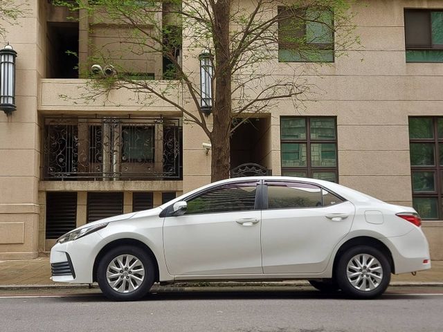 女用一手車~里程少跑~好開省油!!!  第4張相片