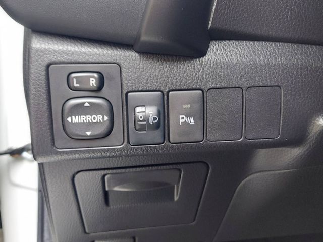 女用一手車~里程少跑~好開省油!!!  第10張相片