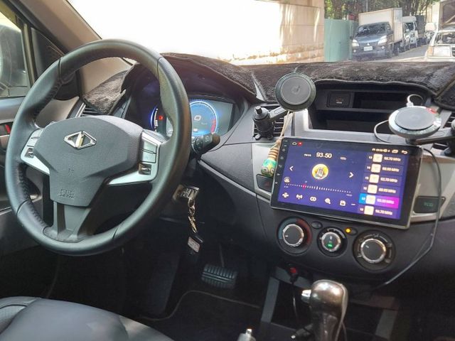 旗艦+型 ~定速 感應頭燈 盲點 環景 車道變換指示~原鈑件 都在原廠保養!!!!  第4張相片