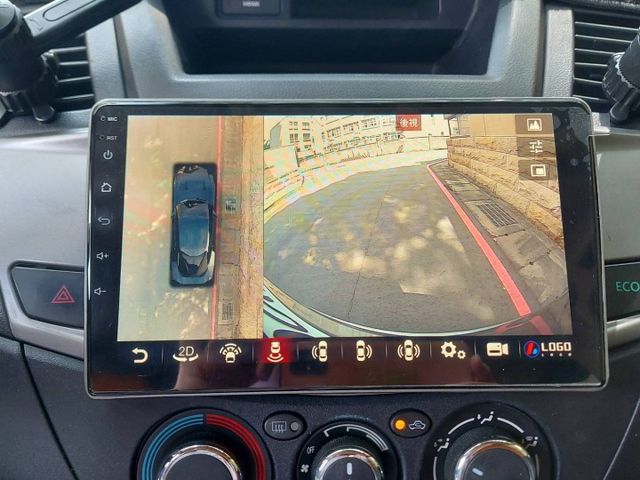 旗艦+型 ~定速 感應頭燈 盲點 環景 車道變換指示~原鈑件 都在原廠保養!!!!  第12張相片