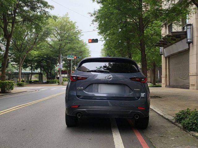 質感內裝~都在原廠保養~原鈑一手車!!!  第3張相片