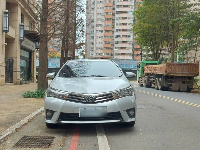 國民好車~里程少跑12萬~定速 恆溫 導航影音~實車在店!!!  第2張相片