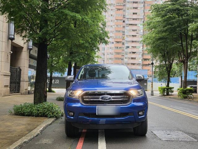 全能型~里程5萬7少跑~實車在店!!!  第2張相片