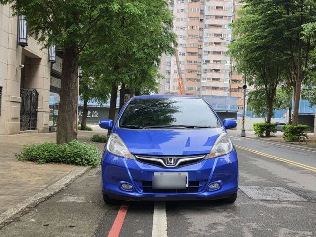 小車大空間~里程8萬4~換檔撥片 定速 影音~實車在店  第2張相片