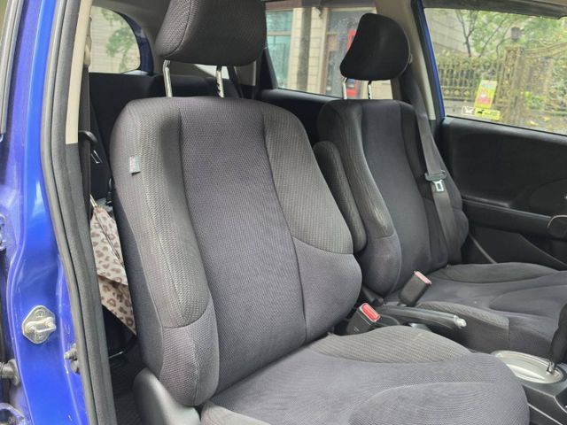 小車大空間~里程8萬4~換檔撥片 定速 影音~實車在店  第10張相片