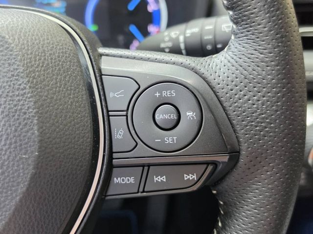 油電旗艦型~里程3萬8少跑~實車在店  車況優!!  第8張相片