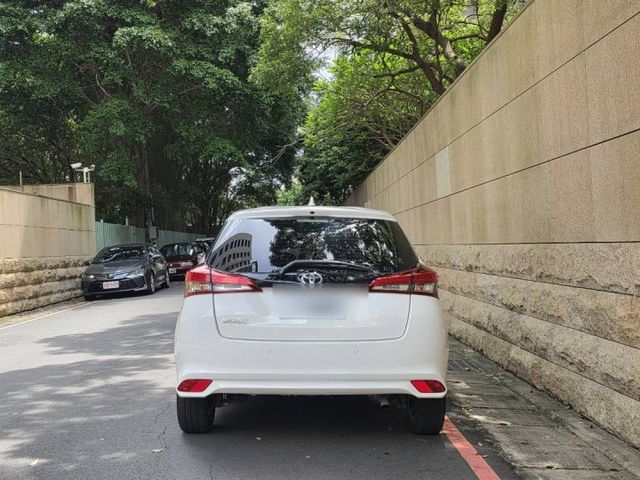 豪華版~女用一手車~里程4萬3 都在原廠保養~有i-key 恆溫 影音!!!  第3張相片