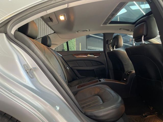 2011年Benz CLS350 總代理  第7張相片