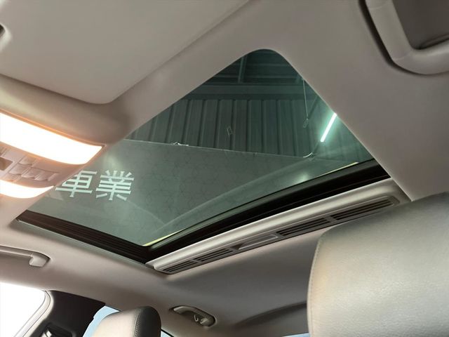 2011年Benz CLS350 總代理  第13張相片