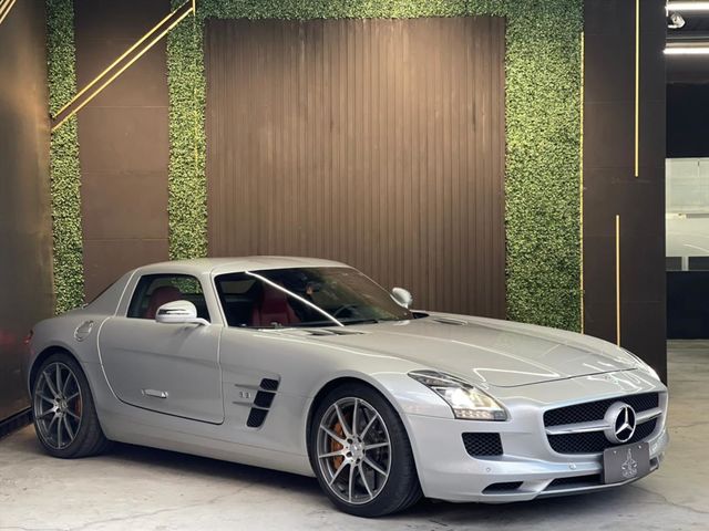 2010年SLS AMG  總代理  第4張相片