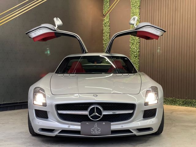 2010年SLS AMG  總代理  第18張相片