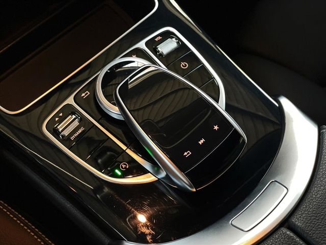 BENZ C250  第7張相片