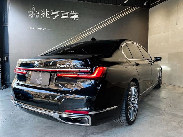 BMW 740LI  第17張相片