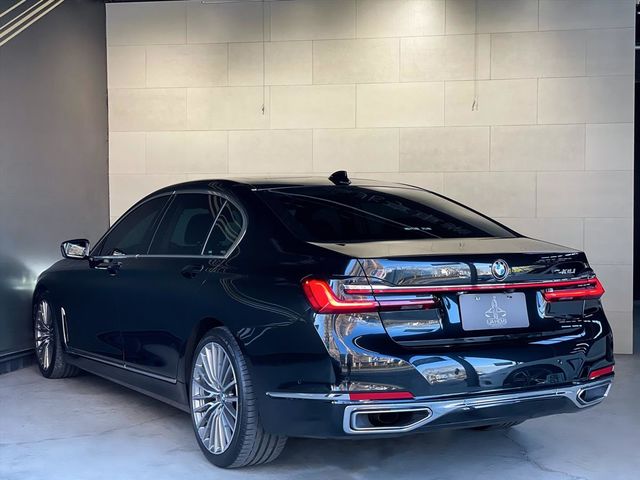 BMW 740LI  第18張相片