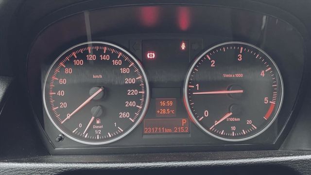 BMW X1柴油科技引擎  4WD  第10張相片