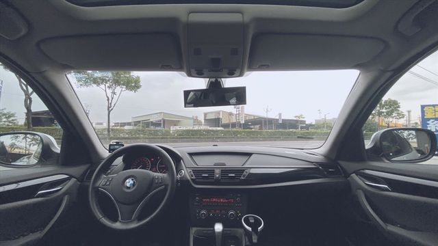 BMW X1柴油科技引擎  4WD  第13張相片