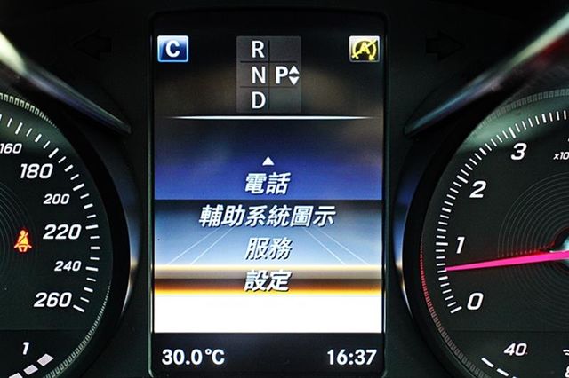 小姐姐御用車 好開又省油  第23張相片