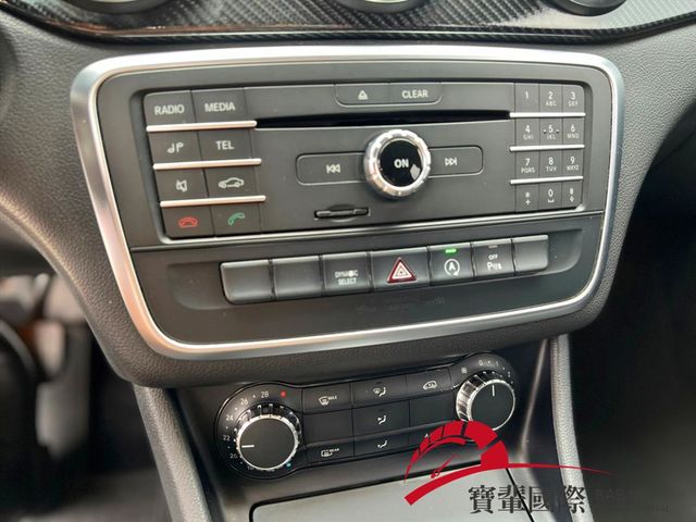 倒車顯影/電動記憶座椅/定速/換檔撥片  第10張相片