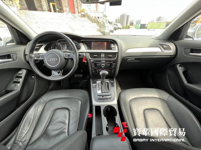 AUDI A4  第6張相片