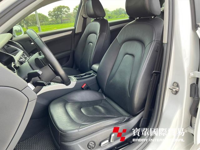 AUDI A4  第7張相片