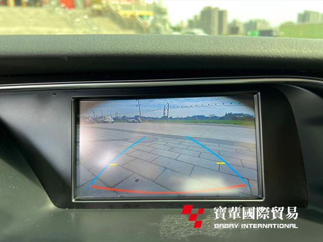 AUDI A4  第9張相片