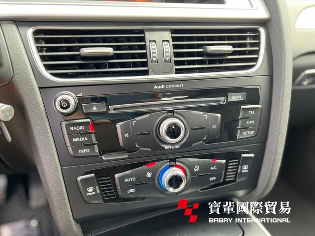 AUDI A4  第10張相片