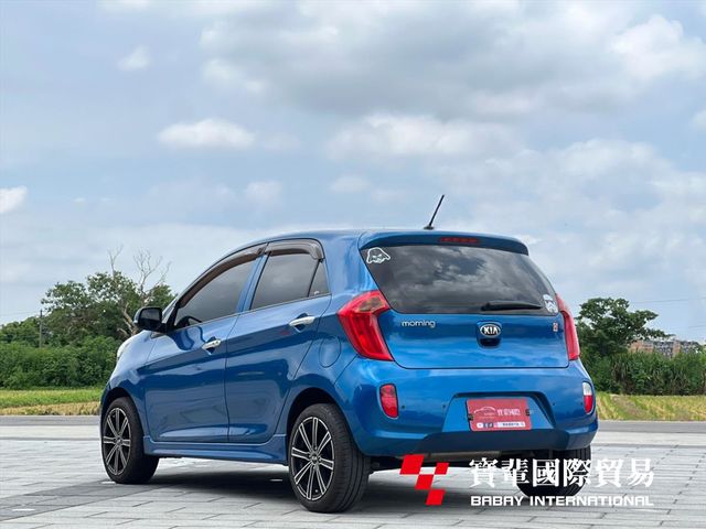摸門/倒車顯影/抬頭顯示器  第2張相片
