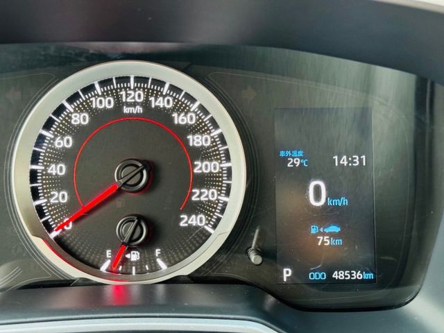 僅跑4萬多公里！新車保固車！ACC、倒車顯影、GARMIN導航  第6張相片