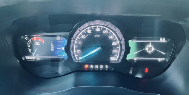在地一手車！僅跑４萬多公里！全車原版鍵！  第6張相片