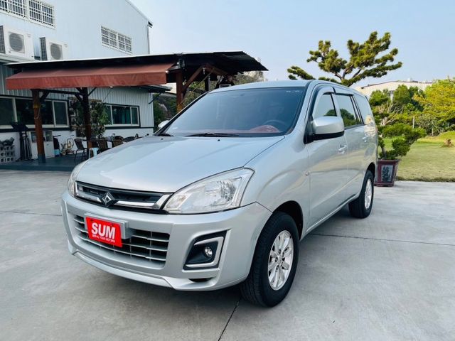 在第一手車，全車原版件，安卓機，定速，後出風口  第1張相片