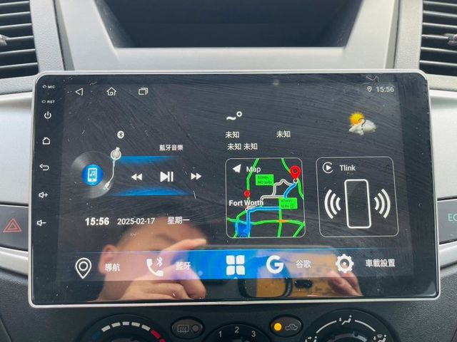 在第一手車，全車原版件，安卓機，定速，後出風口  第7張相片