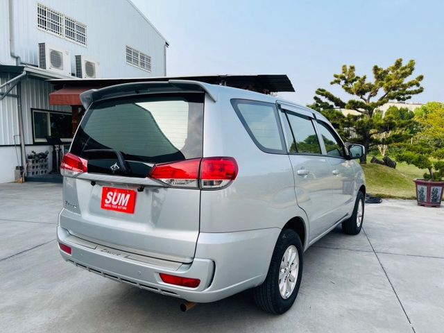 在第一手車，全車原版件，安卓機，定速，後出風口  第13張相片