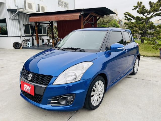 在地女用車！I-KEY、導航、音響快控鍵！  第1張相片