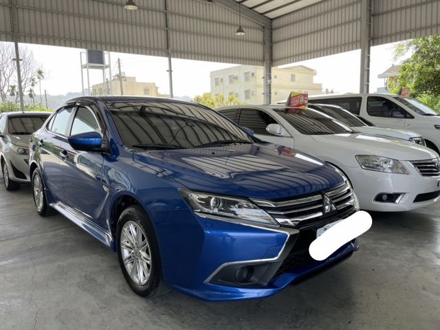 全原廠保養！一手車！僅跑７萬多公里、Ｉ－ｋｅｙ、數位儀表、倒車顯影  第1張相片