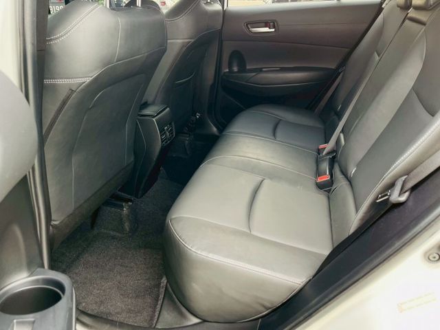 跨界休旅車  I-KEY 、僅跑3萬多公里！恆溫、倒車顯影、ACC跟車 、車道偏離  第11張相片